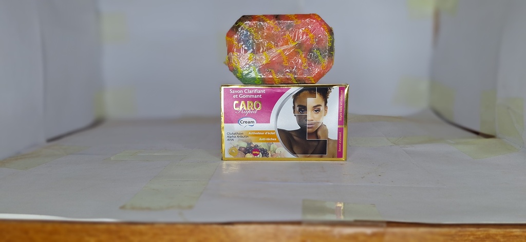 Savon Clarifiant et Gommant Caro Rapid Cream 200g